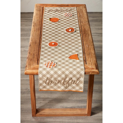 Mud Pie Crochet Pumpkin Table Runner