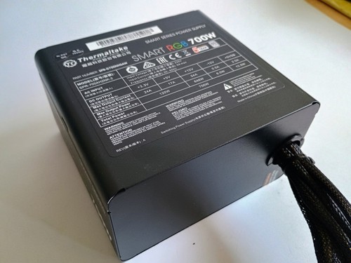 700 Watt Thermaltake Smart RGB SPR-0700NHSAW ATX Netzteil 80+ W PSU Strom pc pin - Afbeelding 4 van 13