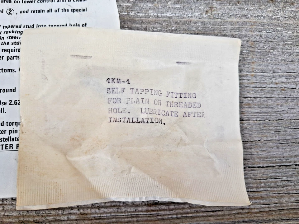 Juego de rótula inferior Cadillac 10142 1961-69 par izquierda y derecha caja sin abrir nuevo de Lote Antiguo Foto 3 de 4