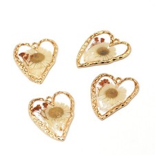 4PCS Gold Tone Real Dry Flower Resin Irregular Heart Charm Pendant Supply GBY711