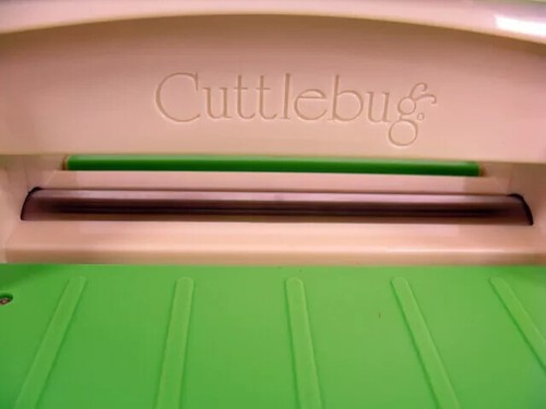 Cricut Cuttlebug Die Cutting Embossing Machine with Manual Crank MACHINE ONLY - Picture 9 of 11