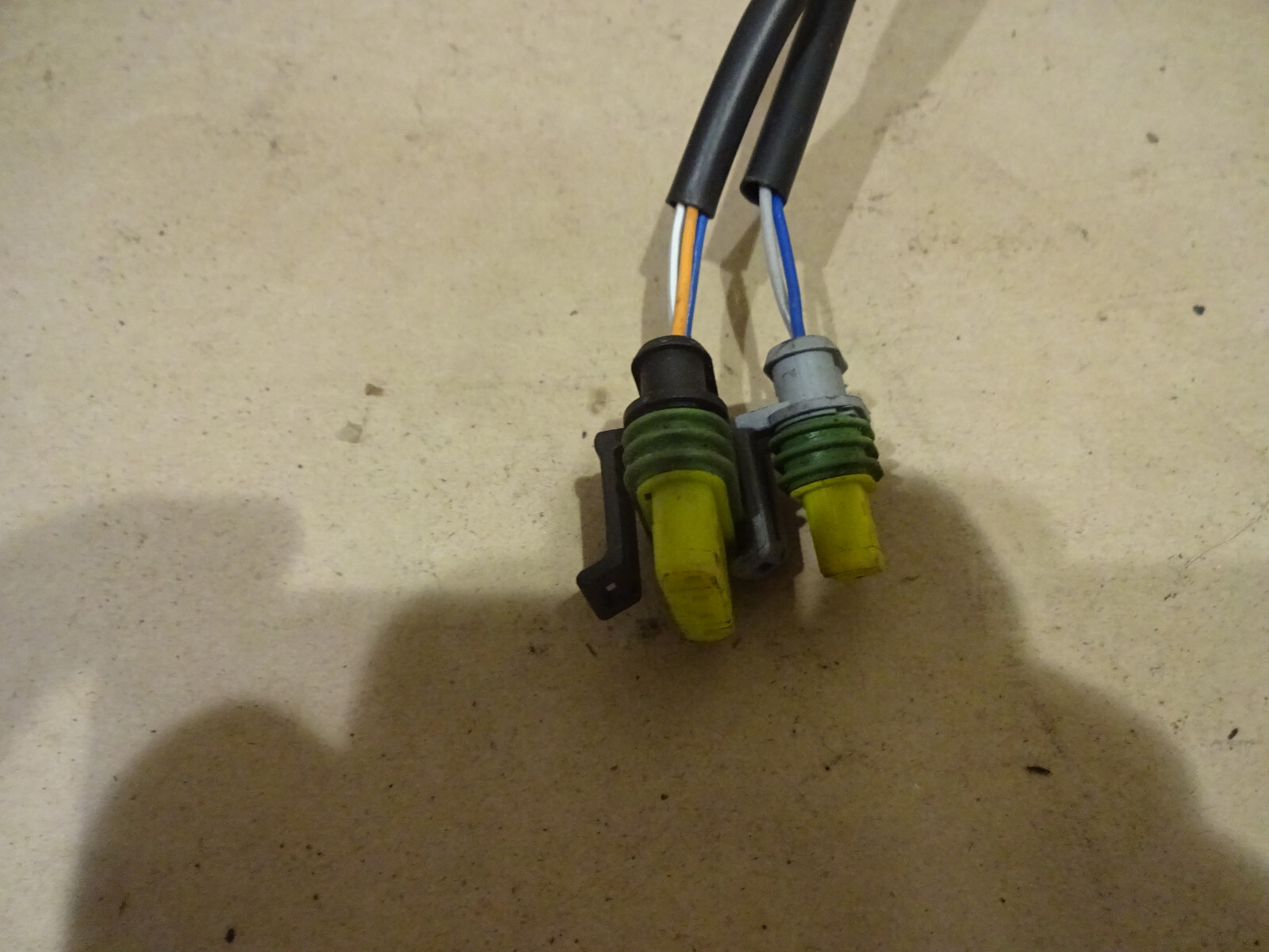 Ferrari 360 - LH & RH Door Connection Wire Harness / Cables -  P/N 183327