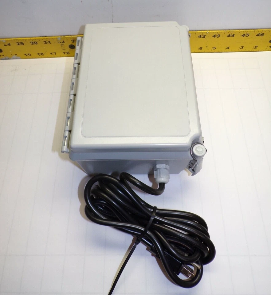 NEW XP POWER ENCLOSED POWER SUPPLY 100-240V IN 24V OUT VCS100US24 / A864CHQRFG - Image 3 of 4