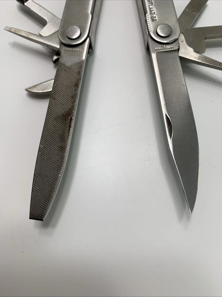 Multiherramienta Leatherman PST de colección con funda de cuero ~ código de fecha 1993 Foto 2 de 4