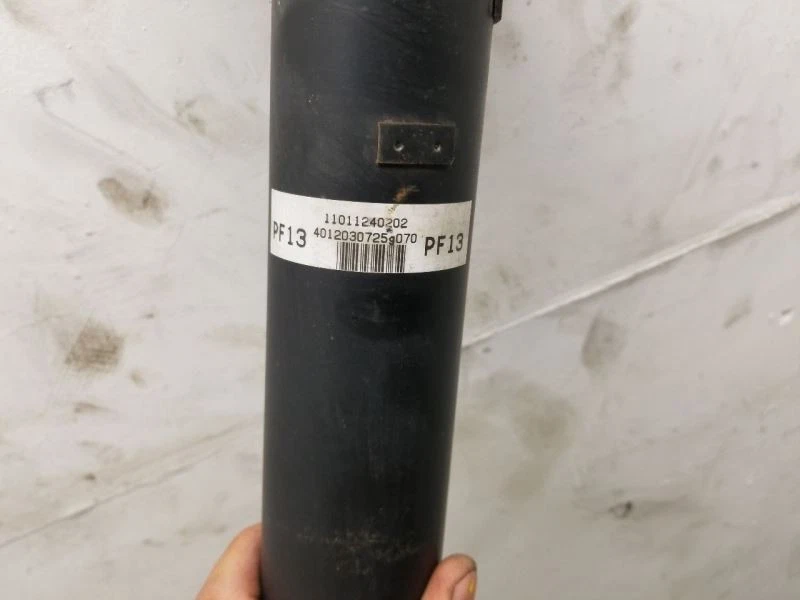 01-06 LEXUS LS430 4.3L RWD AT REAR DRIVE SHAFT ASSEMBLY  Foto 4 de 4