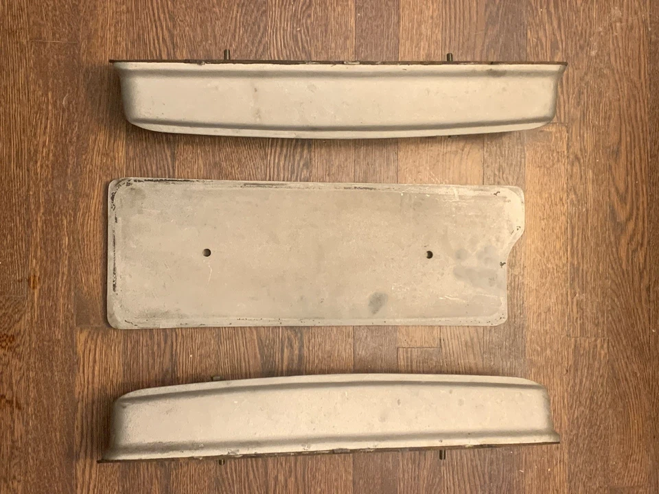 Cubiertas de válvula de aleación fundida EELCO Nailhead 401 425 Valley Pan Foto 2 de 4