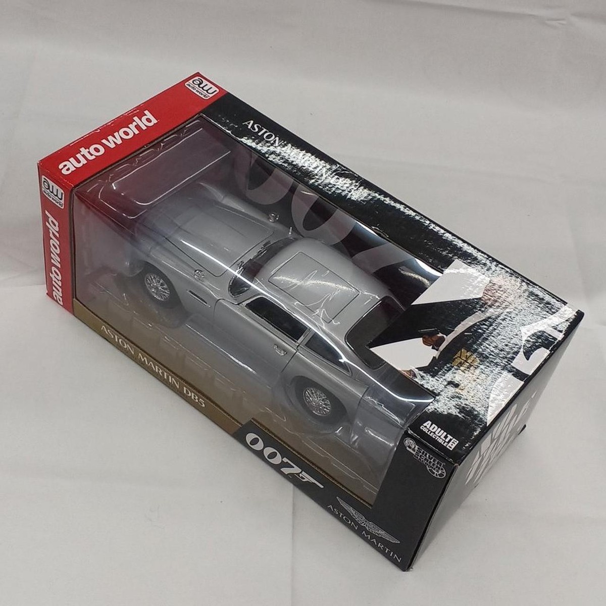 007 Aston Martin DB5 ラジコン Amazon.com: Motor Max Aston-Martin DB5, James Bond 79857WSV - 1/24