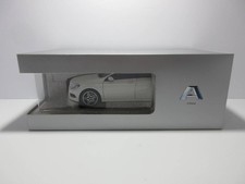 Mini Car 1/18 Mercedes Benz A Class Sports W176 White Zirrus Dealer Model