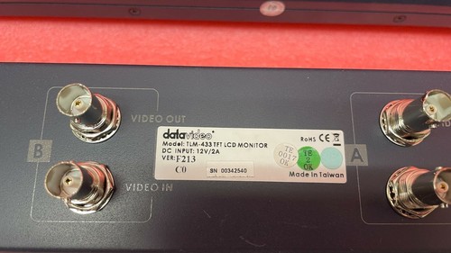 DATAVIDEO TLM-433 TFT LCD MONITOR (QTY 2) & (1) POWER SUPPLY - Picture 9 of 12