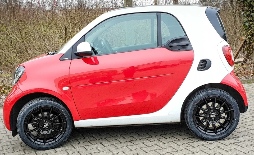 MSW 85 Alufelgen smart fortwo 453 Winterreifen Michelin 16 Zoll schwarz by OZ - Bild 3 von 4