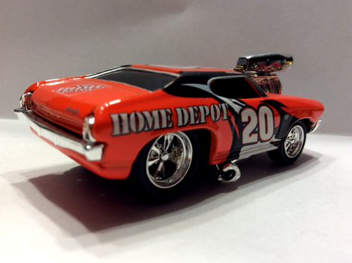 MUSCLE MACHINES NASCAR TONY STEWART 1969 CHEVY CHEVELLE SS 396 1/64 69 - - Picture 2 of 4