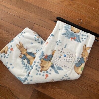 World Of PETER RABBIT Throw Blanket Bunny Easter Spring Plush 50  X 70  NWT