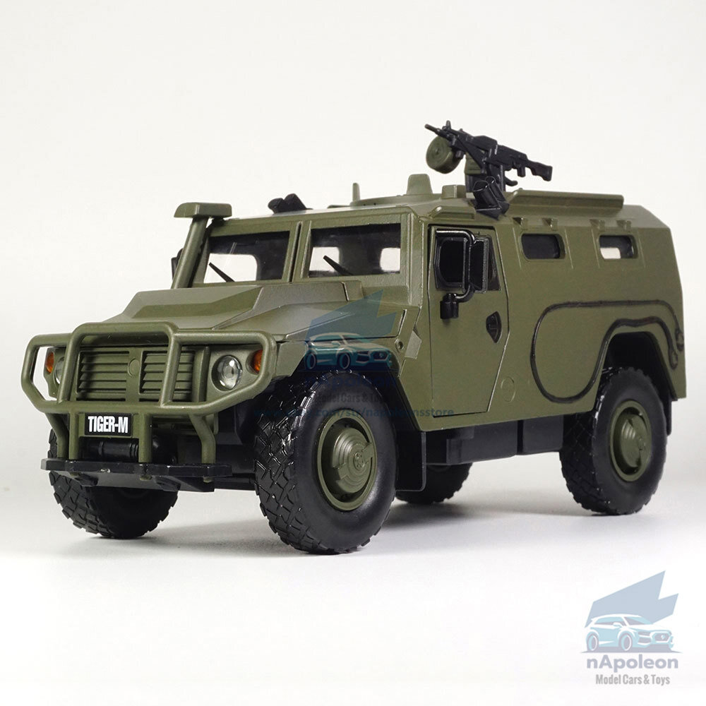 1:32 Russian Tiger-M Military Vehicle w/ Weapon Kit Diecast Model Car Toy Green