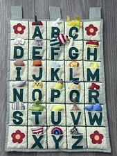 Kubla Kids Soft Sculpture ABC Interactive Wall Display w Pockets - Yellow Green