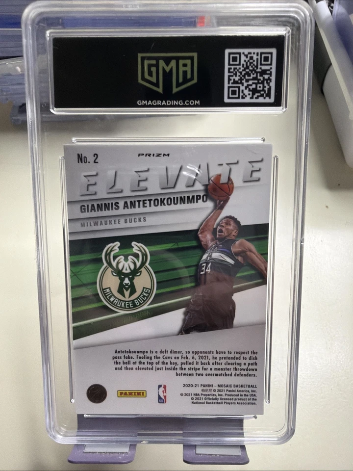 Mosaico Panini Giannis Antetokounmpo Elevate 2020-21 verde Prizm Gem 10 Foto 2 de 2