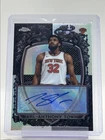 KARL-ANTHONY TOWNS 2025-26 TOPPS CHROME SIGNATURE STYLE REFRACTOR AUTO Q2264