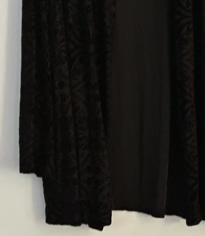 Laura Scott Burnout Velvet Cardigan Size 2X Black Open Front Boho Fairy Witchy - Image 3 of 4