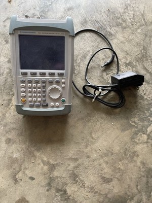 Rohde&Schwarz FSH3 100 kHz to 3 GHz Spectrum Analyzer 1145.5850.23  
