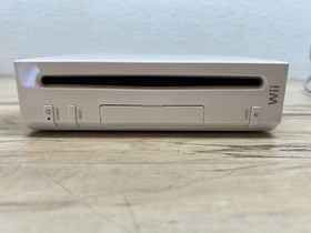 2007 Nintendo Wii Console With Accessories Lot Wii Sports Game Extra Games