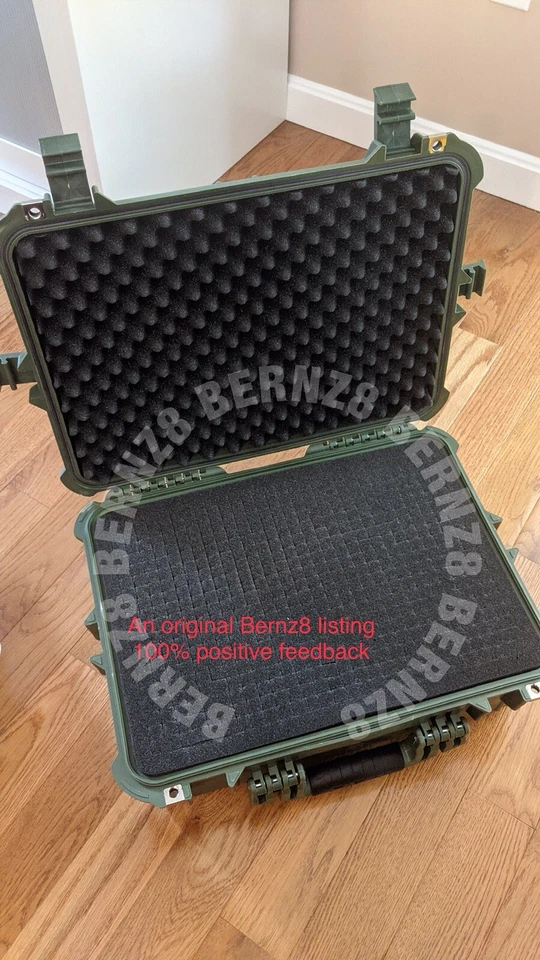 Extra Large (XL) Green IP65 Waterproof Storage Travel Case for Graded Card Slabs - Image 3 of 4