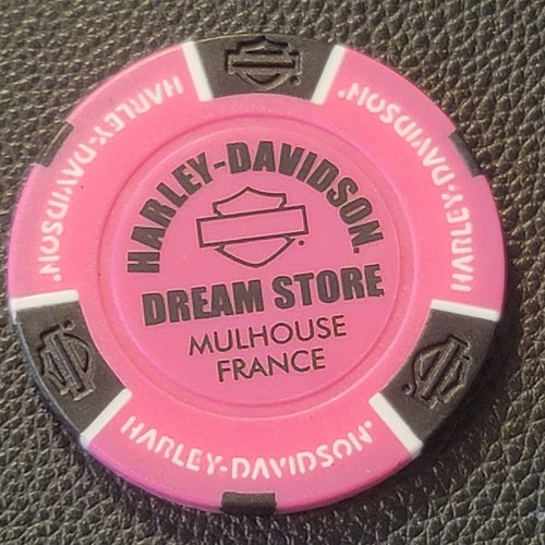 HD DREAM STORE ~ FRANCE ~ (Neon Pink/Black) International Harley Poker Chip