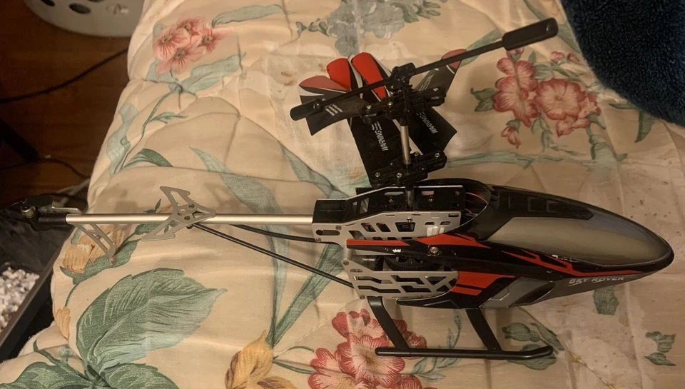 Sky Rover Swift 3 Channel Remote Control Helicopter RC (Black & Red) - Image 4 of 4