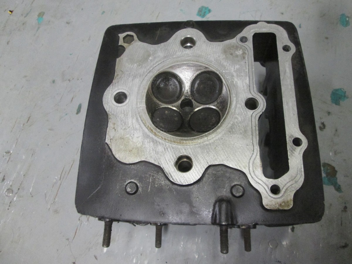 VINTAGE OEM 1984 -1985 HONDA XR200R RFVC HONDA CYLINDER HEAD 12200