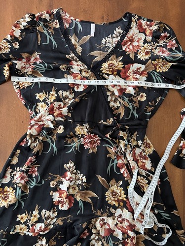Xhilaration Wrap Top Party Dress Black Floral Bell Sleeve Satin -Women's Size XL - Picture 15 of 17