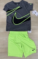 Nike Dri-FIT T-Shirt  Shorts Boy's Kid's Set Grey/Black/Neon Green Size 7 Youth