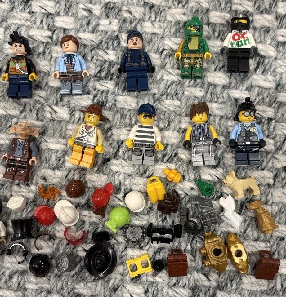 Lego Minifigures Mini Figures Lot - Hats & Accessories - Batman Ninjago & More - Image 3 of 3