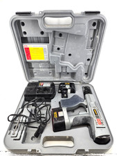 Senco DS200-14V -14.4 Volt Duraspin Auto Feed Screw Fastening System w/ Case
