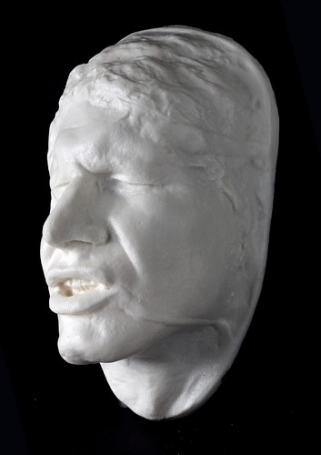 HAN SOLO IN CARBONITE LIFE-SIZE Life Cast Life Mask in Lightweight White Resin - Picture 3 of 6