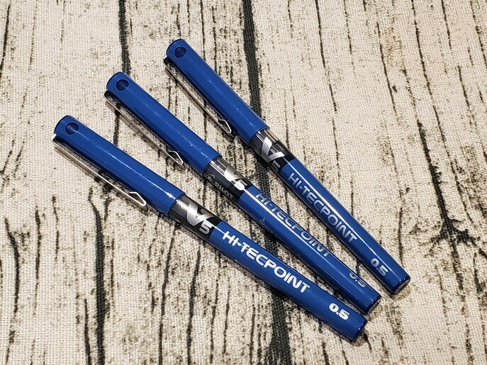 Pilot V5 BX Lot De 3 Stylos Roller Hi Tecpoint Noir Pointe Extra Fine 0,5 Mm Largeur De Trait 0,3 Mm