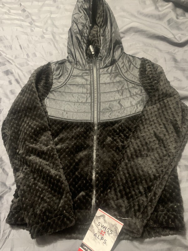 New very nice Swiss Alps girl sweater jacket size 12 Color Black