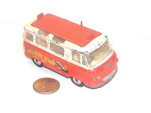 corgi commer bus