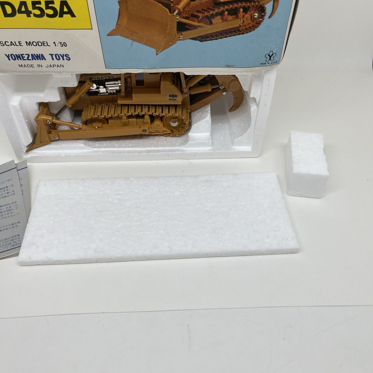 Yonezawa Toys Komatsu D455A Bulldozer The Killdozer Model 1:50