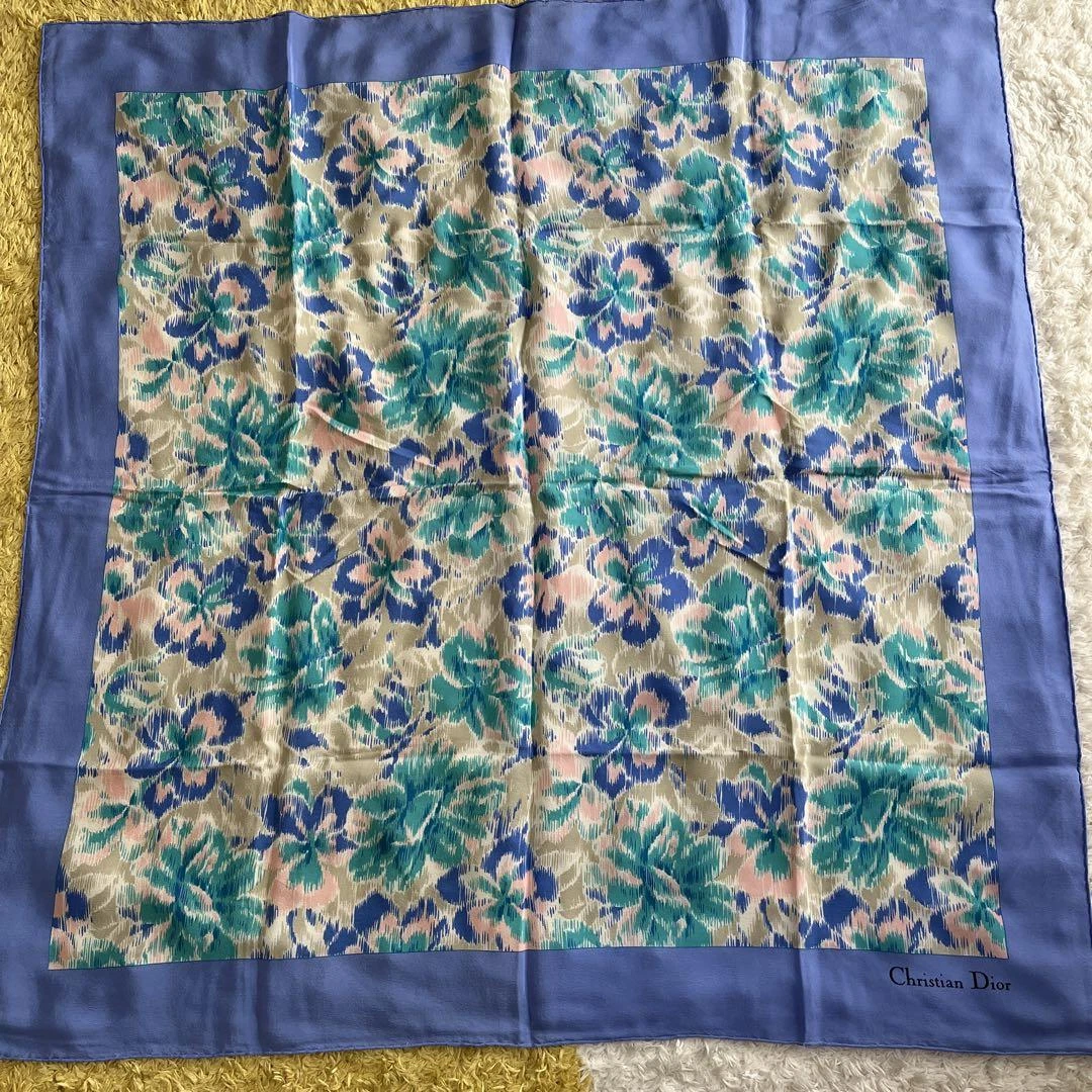 Christian Dior grande écharpe 85 cm 33