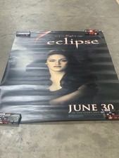 BIG TWILIGHT ECLIPSE BELLA  BUS STOP PROMO MO...