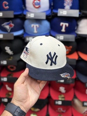New Era New York Yankees White/Navy Corduroy 59fifty Fitted Hat