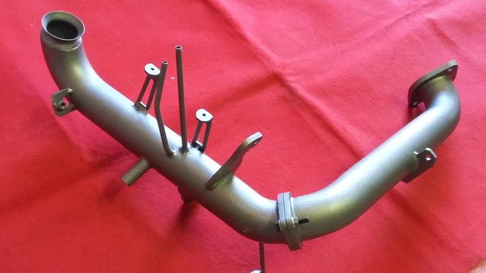 Downpipe Tubo Collettore di scarico VOLVO V50 1.6TD DPF 1560 cc 80 Kw / 109cv - Photo 1/1