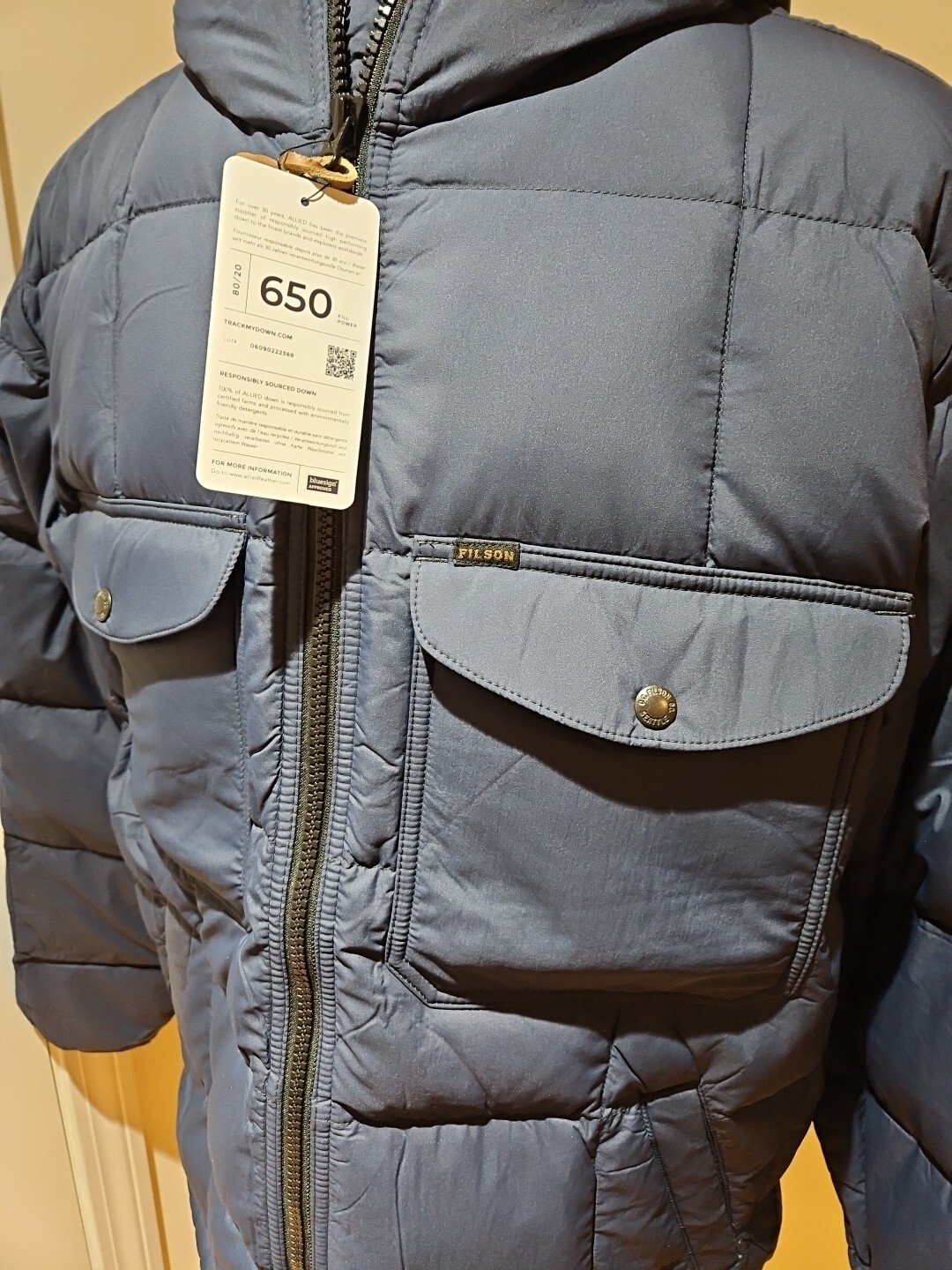 Filson Mens XL Pateros Down Jacket. SeaStorm Blue. image 10