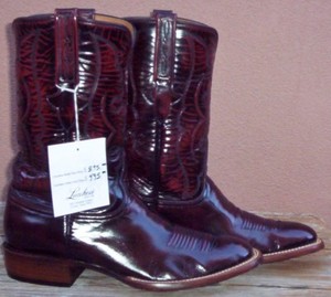 lucchese classics handmade