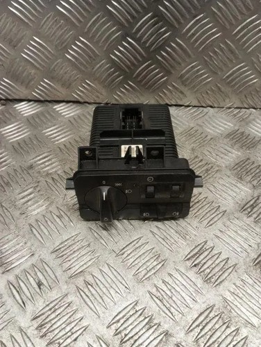 BMW 3 E46 Scheinwerferschalter 6907947 1.95 Diesel 110kw 2001 32015146