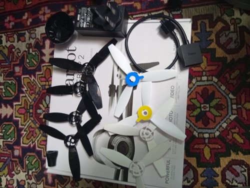 Parrot Bebop 2 HD Drone with 8 Propellers. Has blue flashing tail light. - Picture 3 of 6