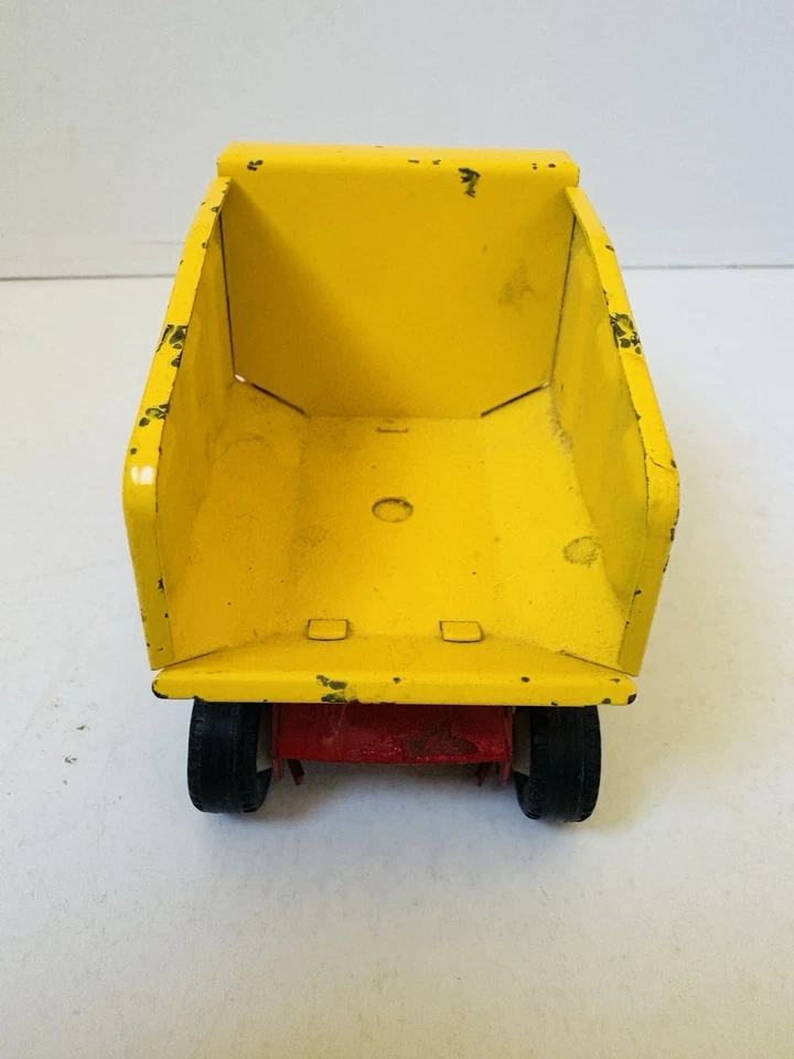 Mini camión volquete Tri-ang Triangle de colección - Hecho en Inglaterra como Tonka  Foto 4 de 4