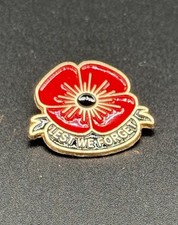 Remembrance Day Lest We Forget Red Poppy Metal Lapel Pin Badge 1.5x1.75” - New