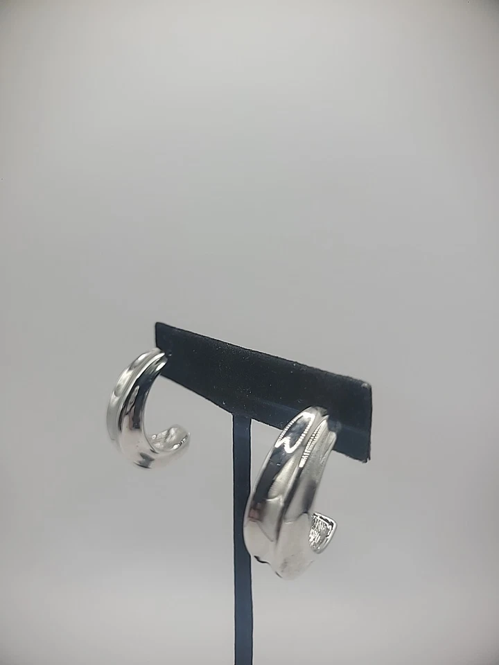 Pendientes Napier Vintage Poste Perforado Aros Tono Plata Joyería Disfraz Foto 3 de 4