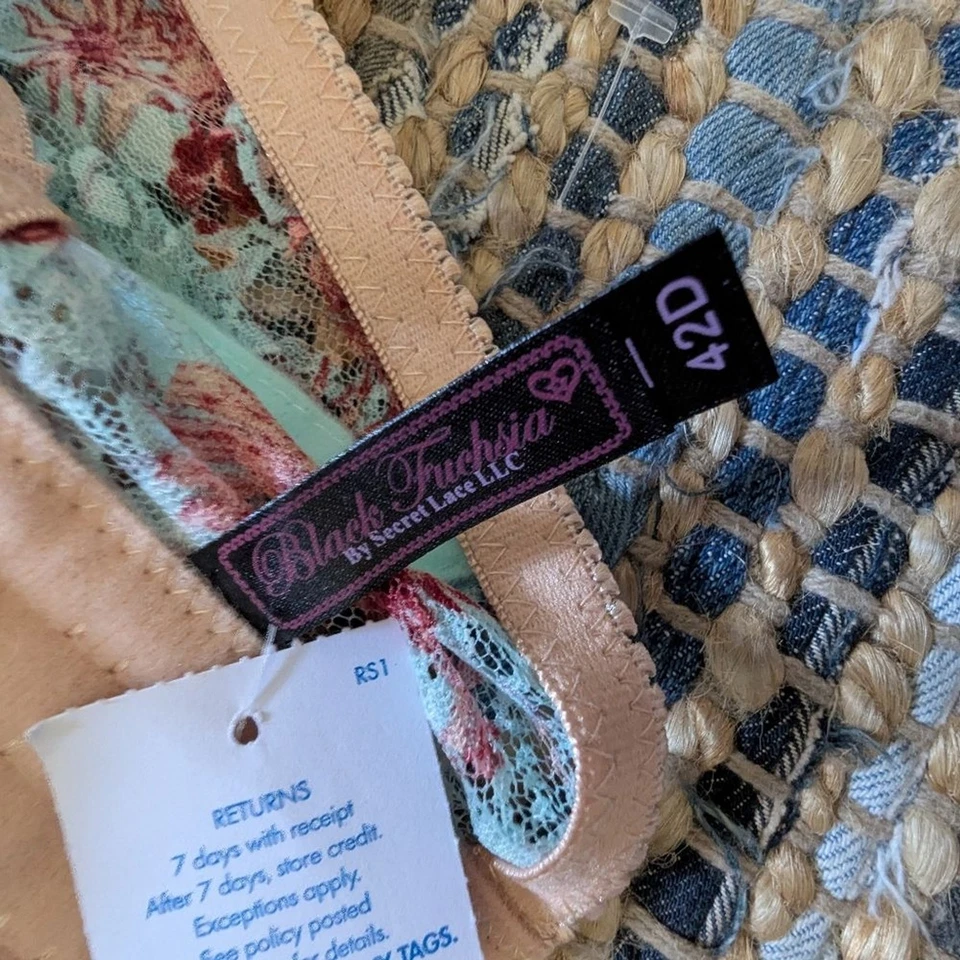 Nuevo con etiquetas Sujetador Floral 42D Figura Completa Con Aros Verde Azulado Melocotón Encaje Corbata Frontal Cottagecore Foto 4 de 4