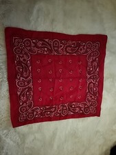Vintage Red Paisley Pattern Bandana RN 13962 100 Cotton Made In USA 20" 21"
