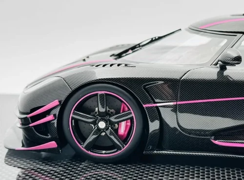 1/18 MCM Koenigsegg Agera One:1 Carbon/Pink Limited Edition 30pcs - Picture 4 of 7